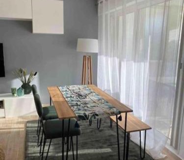 La Croix des Gardes Apartment | Appartement Les Eucalyptus dans domaine privé à Cannes