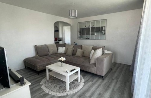 Marignane Apartment | Appartement Proche Aéroport