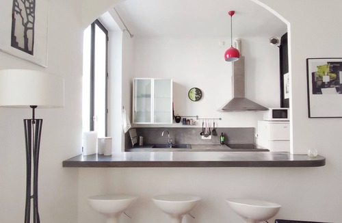 Saint-Charles Apartment | Appartement Typique Entre la Gare et la Canebière