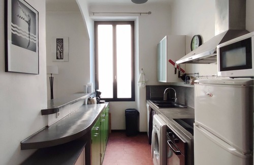 Saint-Charles Apartment | Appartement Typique Entre la Gare et la Canebière