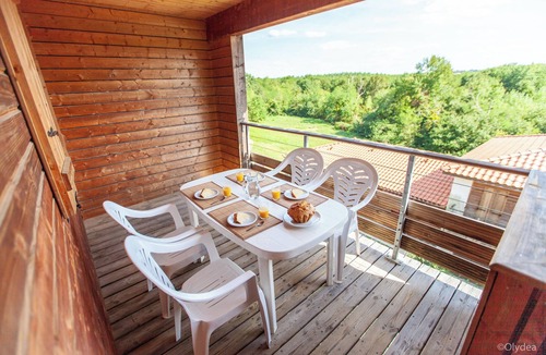 Cassen Condo | Appartment Comfortable | Parking | Climatisation