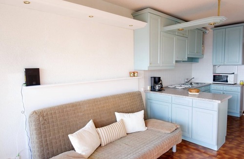 Sainte-Maxime Ski Chalet | Apt in Sainte-Maxime: swimming pool and tennis