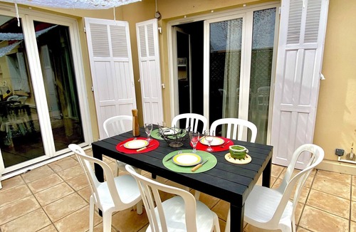Hyeres City Centre Apartment | ARC EN CIEL - Spacious and stylish downtown!