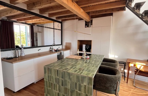 Vaise Apartment | Architect-designed loft | Bright duplex | Top floor