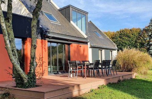 Arradon House | Architect-designed villa Arradon, 200 m2, 5 bedrooms, 4 bathrooms, seaside location
