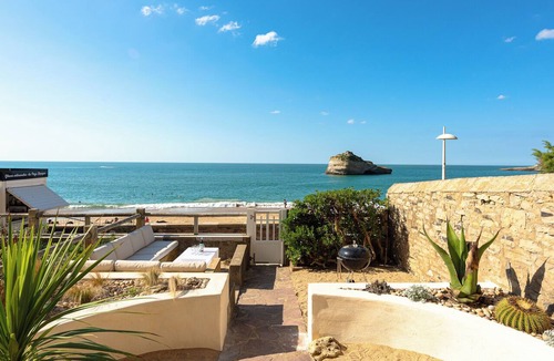 Biarritz Apartment | AROHA Apt with terrasse and sea view in Biarritz