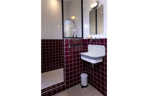 Clermont Ferrand City Centre Hotel | Artyster Clermont-Ferrand