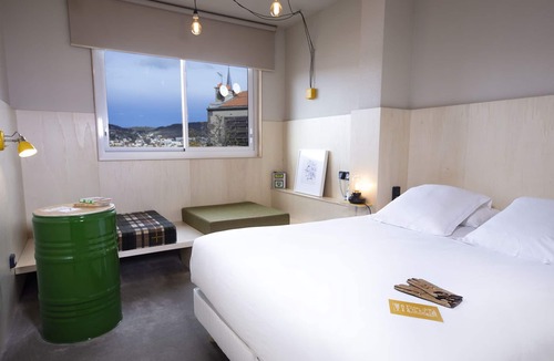 Clermont Ferrand City Centre Hotel | Artyster Clermont-Ferrand