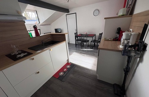 Eugenie-les-Bains Apartment | Attractive T2 38m² with private terrace in a quiet location not overlooked.