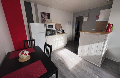 Eugenie-les-Bains Apartment | Attractive T2 38m² with private terrace in a quiet location not overlooked.