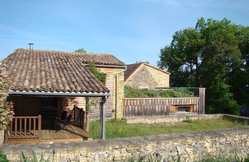 Campagnac-les-Quercy Villa | Atypical pool house in a bucolic setting.