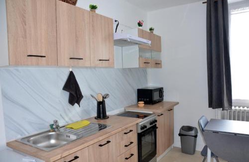 Chambon-sur-Voueize Apartment | AU BORD DE L'EAU studio 1