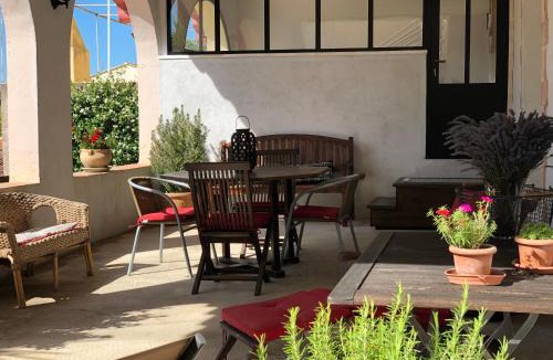 Valensole Apartment | Au cœur de Valensole, calme et douceur provençale