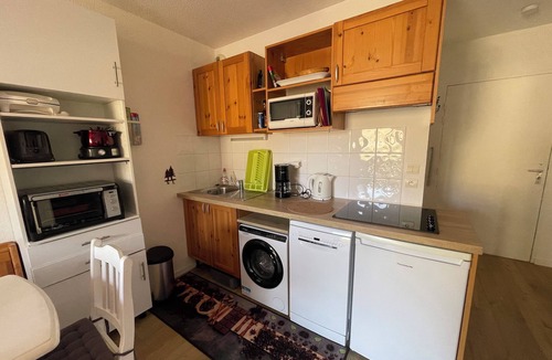 Saint-Etienne-de-Tinee Apartment | ⛷️ Auron - T2 + cabin with heated swimming pool & private covered parking lot