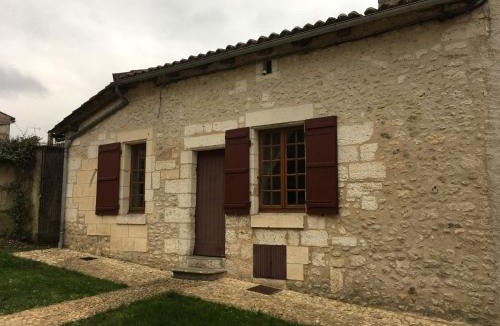 Bourdeilles House | Au Pied du Chateau