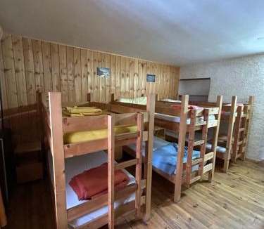 Nevache Hotel | Auberge La Cleida