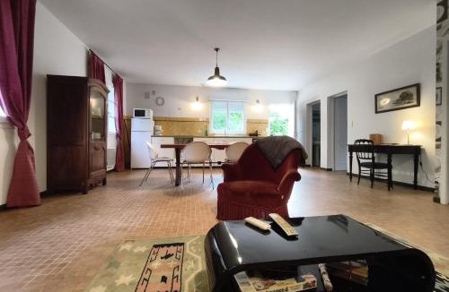 Magnan Apartment | Aubrion de Cremens