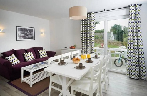 Audierne House | Audierne Duplex Cottage for 6