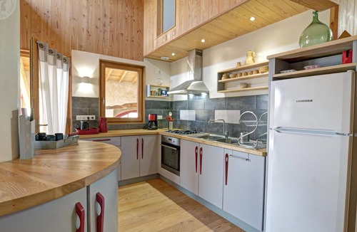 Verrieres-en-Forez Cottage | Authentic Gîte with Spacious Terraces