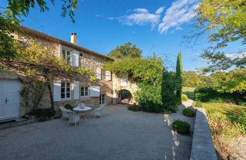 Chamaret House | Authentic Stone Farmhouse with Heated Pool near Grignan in Drôme Provençale