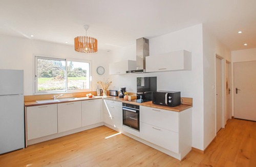 Saint-Etienne-de-Fontbellon House | Awesome home in St Etienne de Fontbell with WiFi