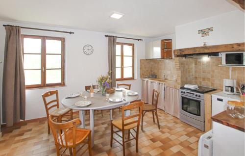 La Motte-Chalancon House | Awesome Home In La Motte-Chalancon