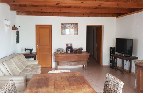 Pietra Long Salvini House | B&B Arghjola