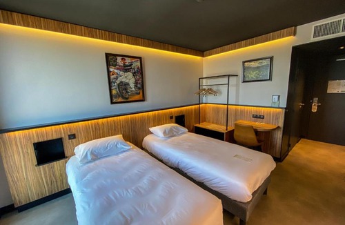 Clermont-Ferrand Hotel | B&B HOTEL Clermont-Ferrand A71-A75 La Méridienne