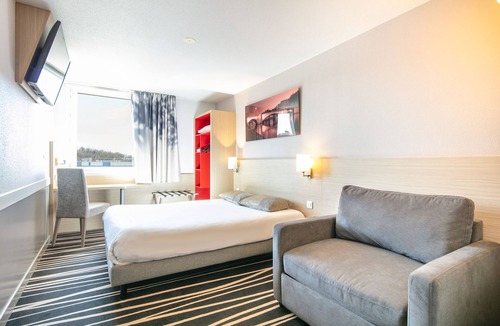 Chesnes Hotel | B&B HOTEL Lyon Aéroport St Quentin Fallavier