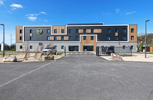 Landerneau Hotel | B&B HOTEL Landerneau Bois Noir
