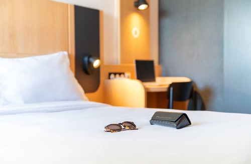 Bron Hotel | B&B HOTEL Lyon Eurexpo Bron