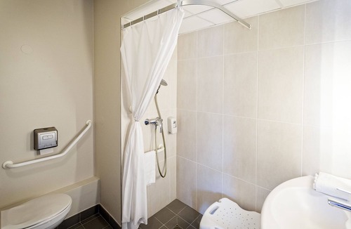 Saint-Bonnet-de-Mure Hotel | B&B HOTEL LYON St Bonnet Mi-Plaine