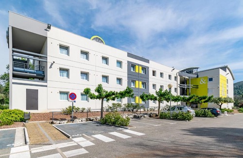 11th Arrondissement Hotel | B&B HOTEL Marseille La Valentine