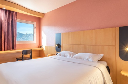 Saint-Menet Hotel | B&B HOTEL Marseille La Valentine Porte d'Aubagne
