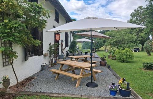 Moissannes Bed & Breakfast | B&B Les Hirondelles