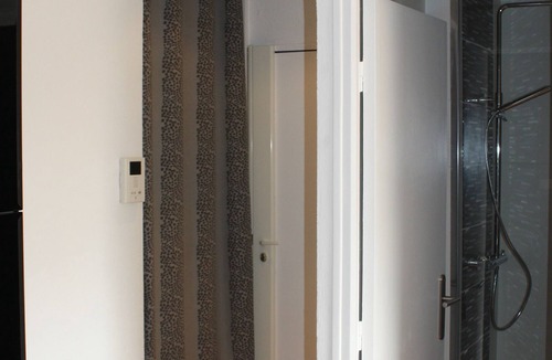 Saint - Michel Apartment | BALCONY STUDIO ON COURTYARD - BUSCA DISTRICT GARDEN PLANTS