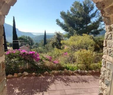 Le Revest-les-Eaux Apartment | Bas de Villa T3 - Calme et Vue Panoramique
