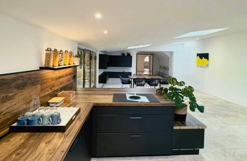 Apt House | Bastide Hedone in Luberon 9bed 9bath outdoor and indoor pool 24 sleeps