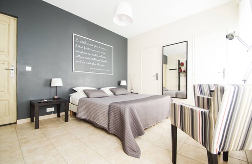 Cabries Bed & Breakfast | Bastide Tara