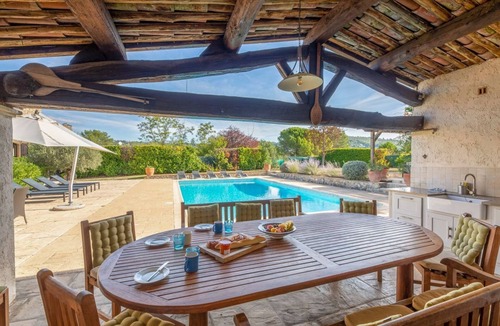 Montauroux Villa | Bastide Var - Five Bedroom Villa, Sleeps 10