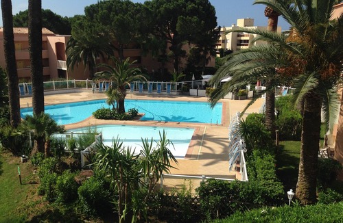 Golfe Juan Apartment | BEACH 300 M GOLF JUAN