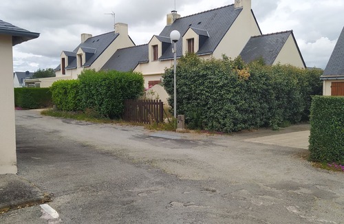Morbihan Apartment | Beachfront apartment near the Gulf of Morbihan