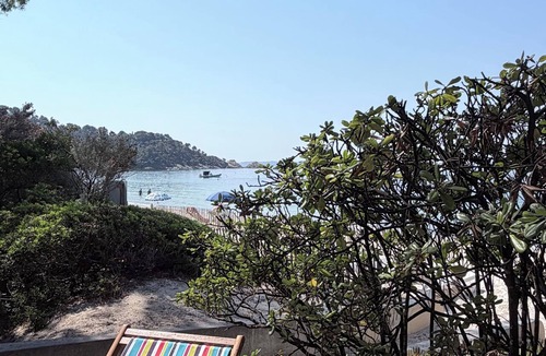 Cavaliere House | Beachfront Villa for 2 People, Private Beach, Right on the Water
