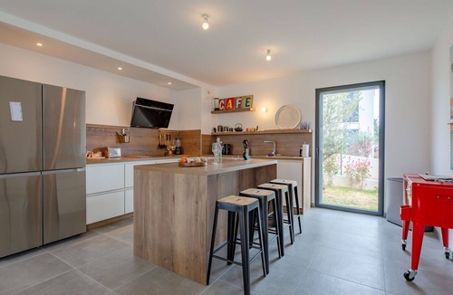 La Roquette-sur-Siagne Villa | Beautiful private villa for 8 guests with WIFI, A/C, private pool, TV and terrace