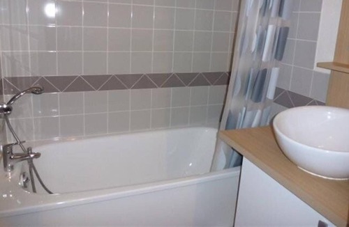 Sers Apartment | Beautiful 7-bed apartment with garage