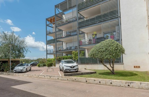 Porto-Vecchio Apartment | Beautiful apartment for 6 people with WIFI, A/C, TV and terrace