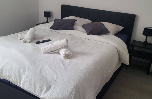 Lambezellec Apartment | Beautiful Brest Kérinou apartment refurbished
