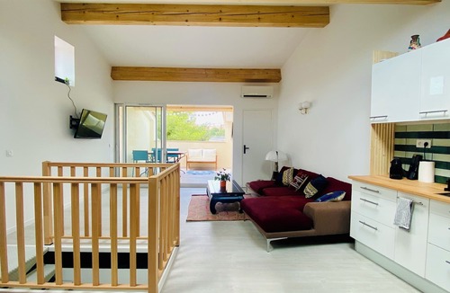 Bonneveine Apartment | Beautiful, bright duplex apartment in Marseille