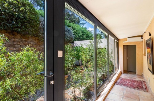 Bormes-Les-Mimosas Villa | Beautiful private villa for 6 guests with A/C, WIFI, private pool, TV and terrace