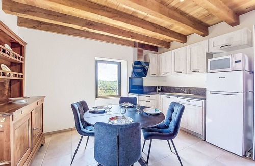 Labastide-Murat Villa | Beautiful private villa for 4 people with TV, terrace, pets allowed and panoramic view